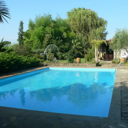 Con Piscina